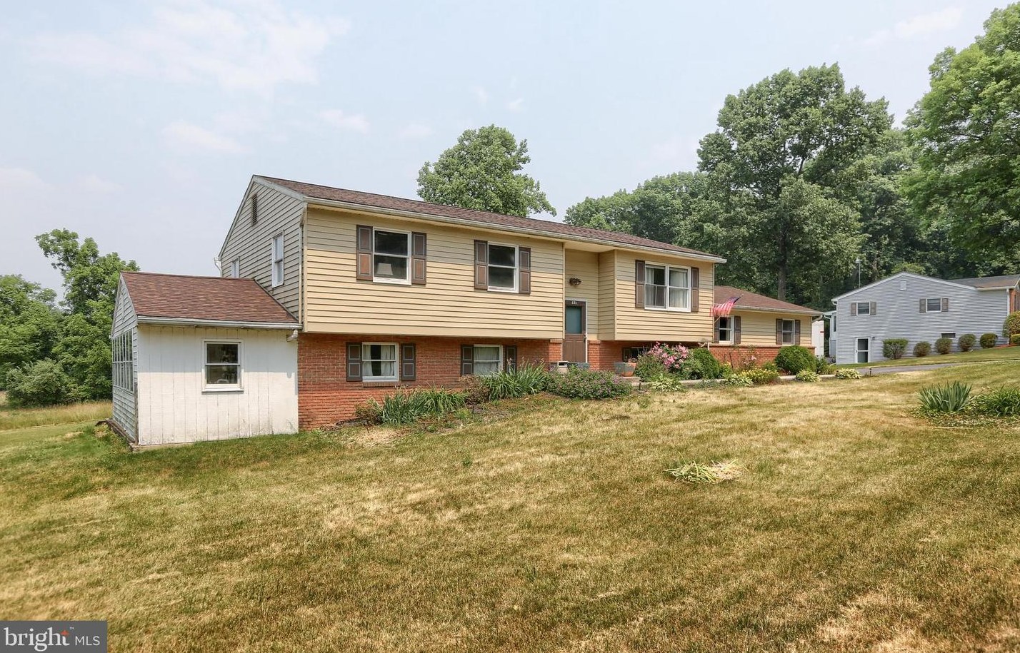 131 Willow Glen Rd, Siddonsburg, PA 17019