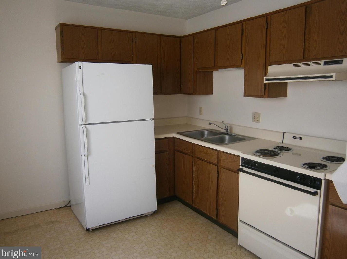 907 Sunrise Ln, Longlevel, PA 17368