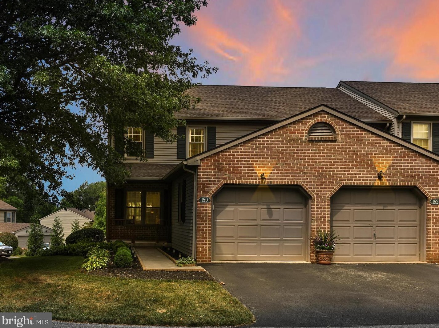 150 Oak Ridge Ln, Yoe, PA 17313-9301