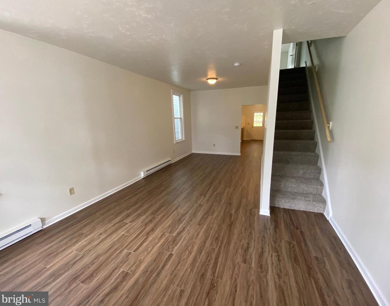 30 Church St, Seven Valleys, PA 17360
