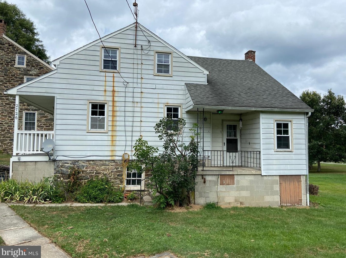 2726 Fissels Church Rd, Hametown, PA 17327