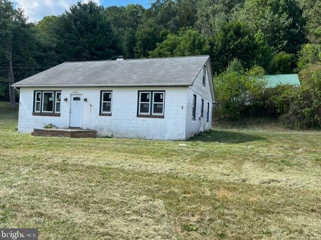 3264 Sticks Rd, Hametown, PA 17327-9769