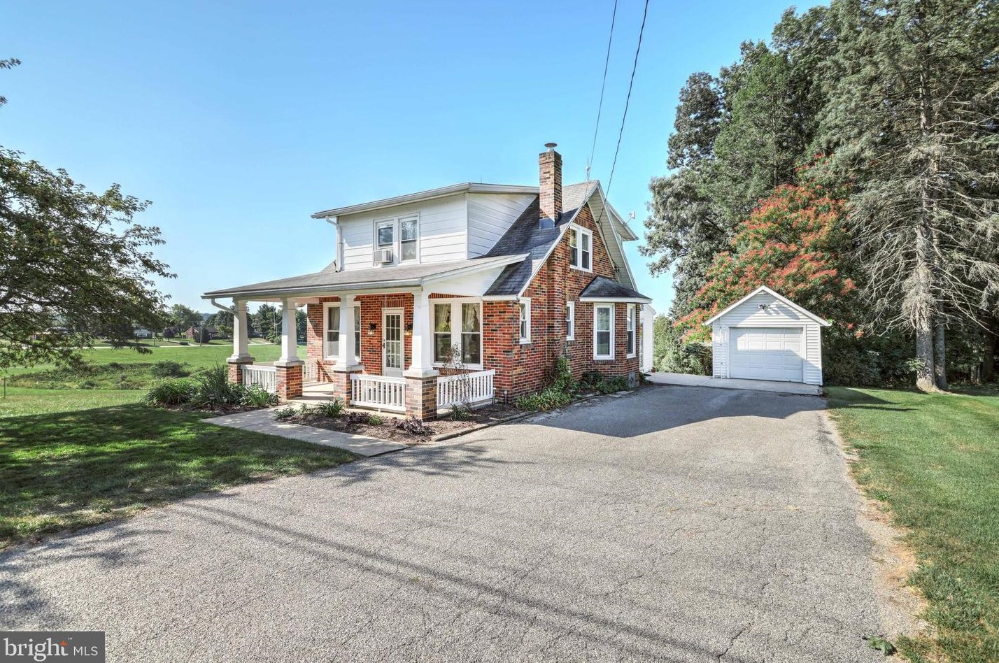 860 Pleasant Ave, Yoe, PA 17313-9601