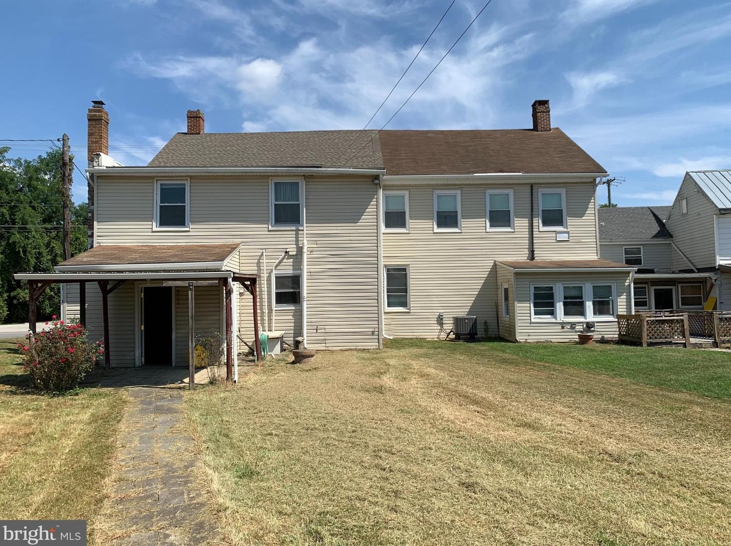 10 Main St, Seven Valleys, PA 17360-8701