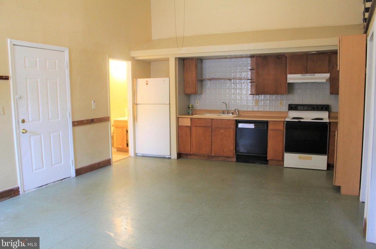 5 Hanover St #b, Hametown, PA 17327