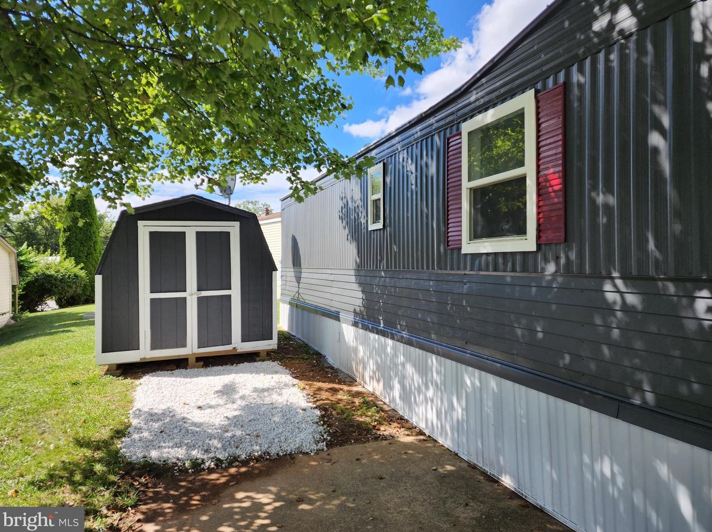 204 Dundee Ln, Hametown, PA 17327