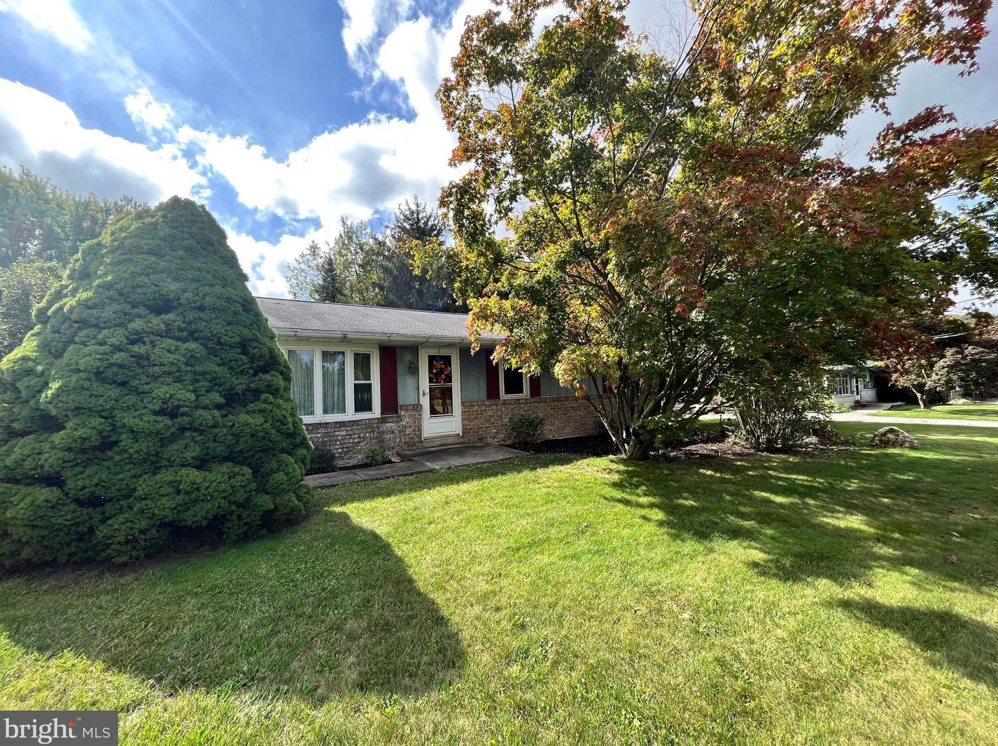2439 Ridge Rd, Brodbecks, PA 17329