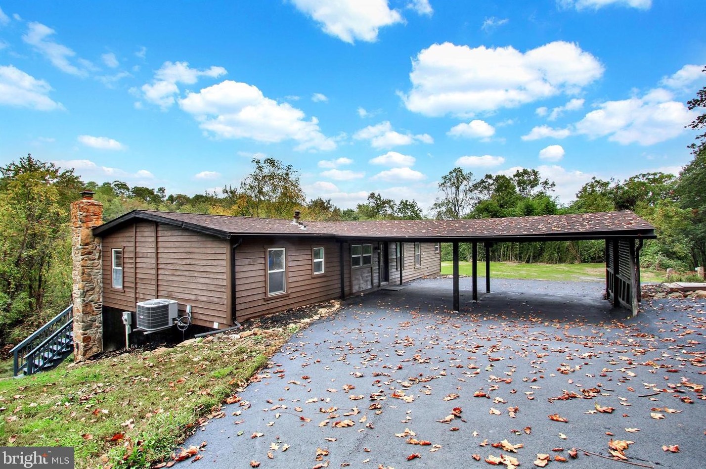 3997 Trone Rd, Brodbecks, PA 17329-9234