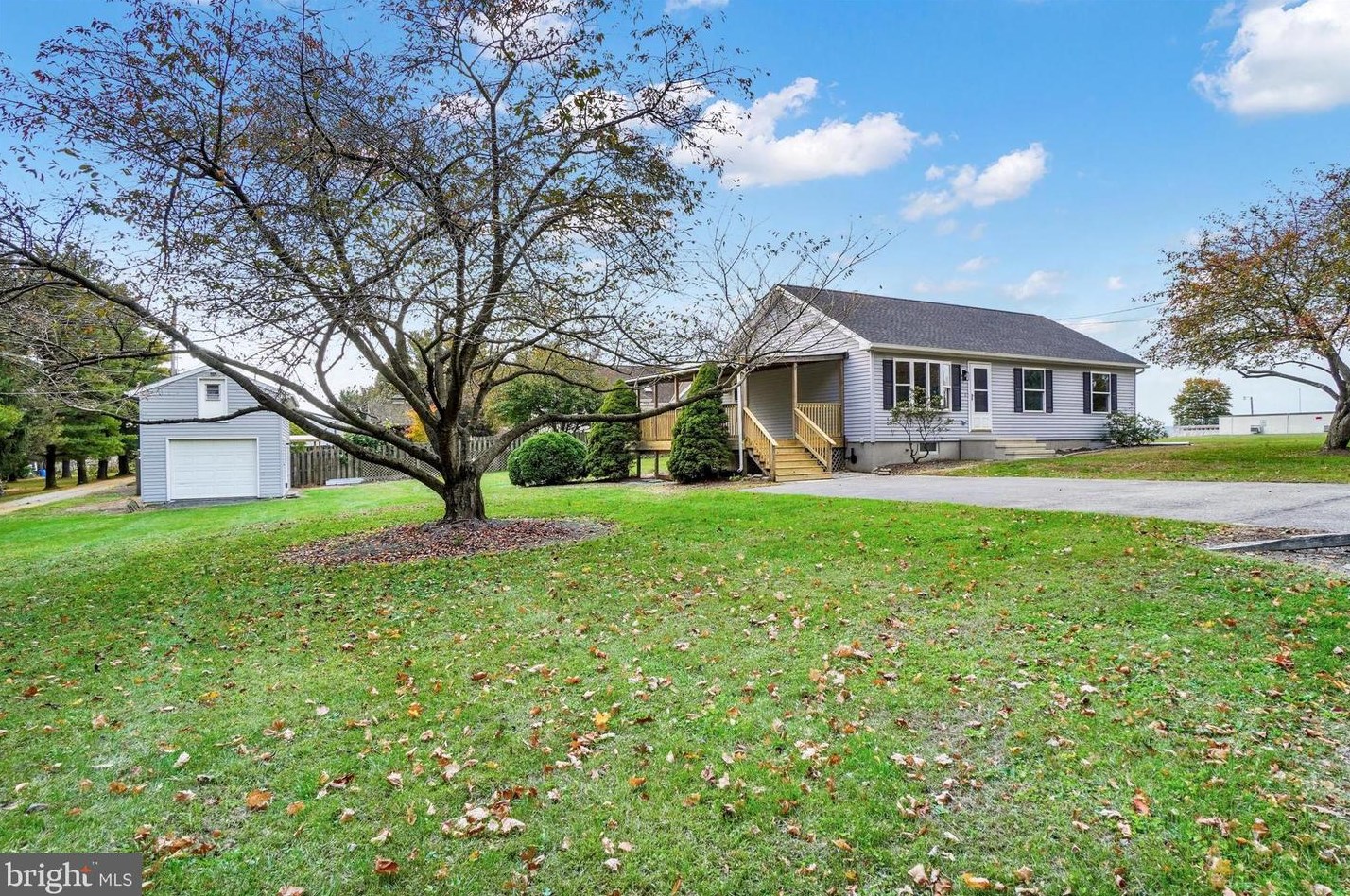 1484 Fire Hall Rd, Spring Grove, PA 17362
