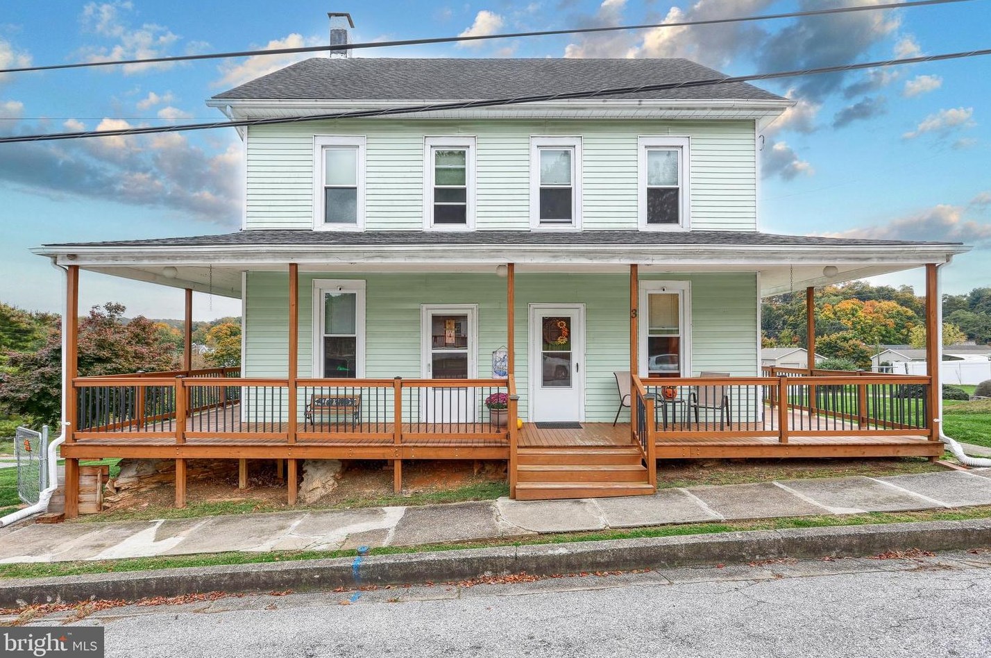 3 W High St, Bittersville, PA 17366