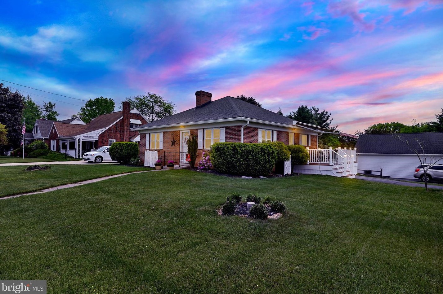 101 Clearview Rd, Hanover, PA 17331-1308