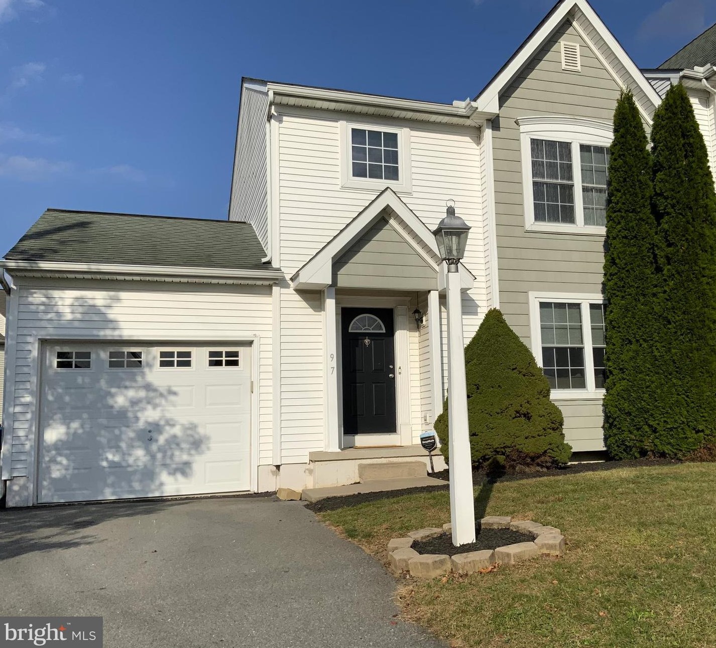 97 Kendale Rd, Red Lion, PA 17356