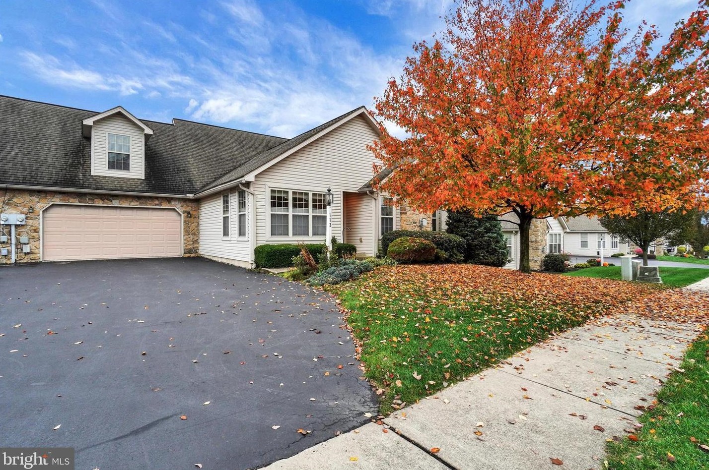 113 Heather Glen Dr, Red Lion, PA 17356