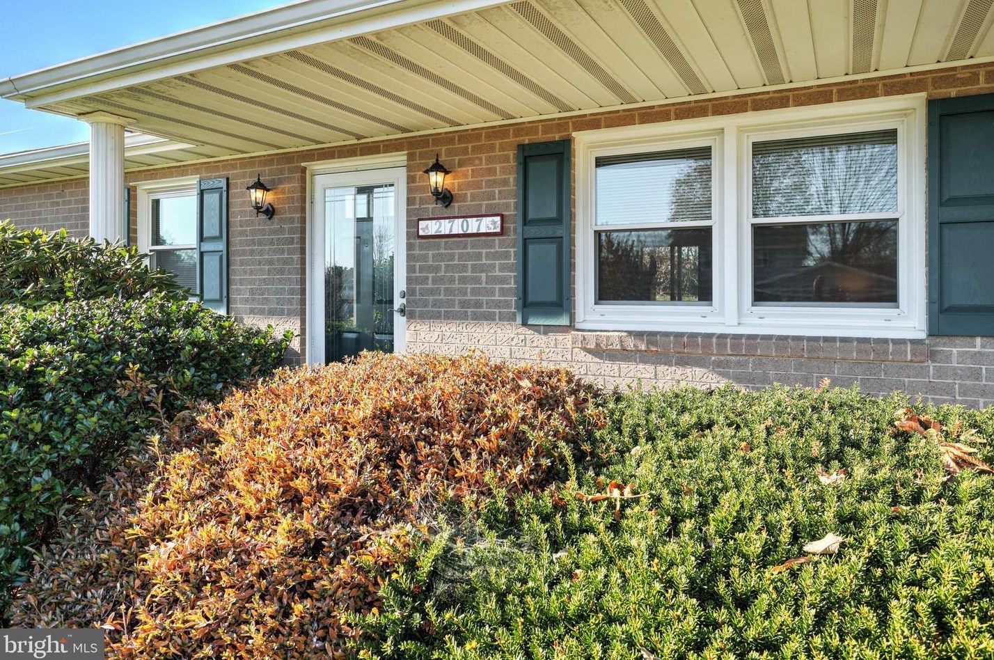 2707 Danielle Dr, York, PA 17315-4654
