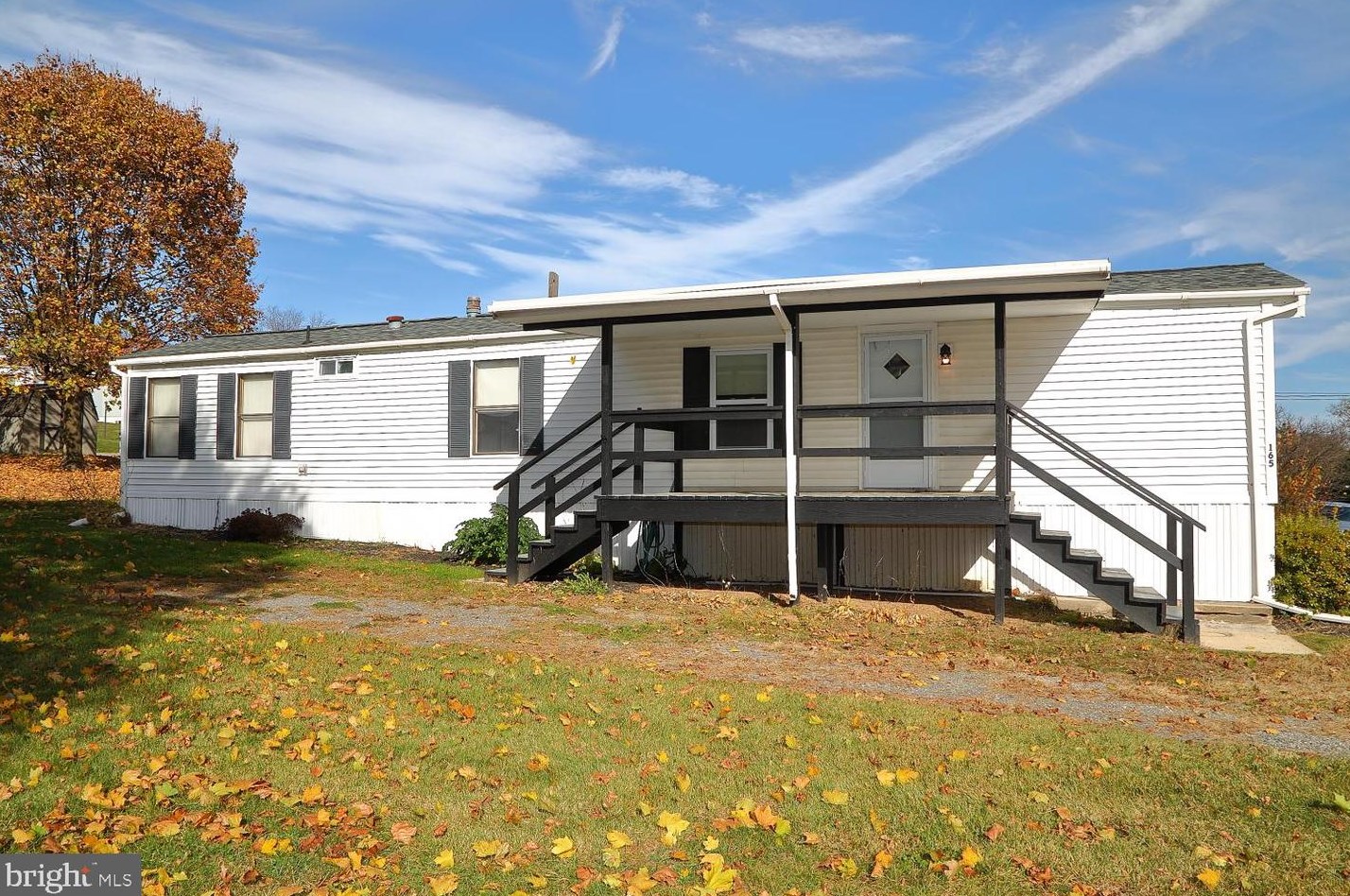 165 N Camp St, Bittersville, PA 17366