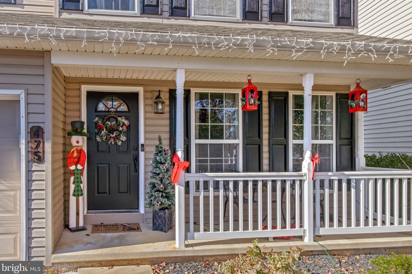 475 Thomas Armor Dr, Bittersville, PA 17366