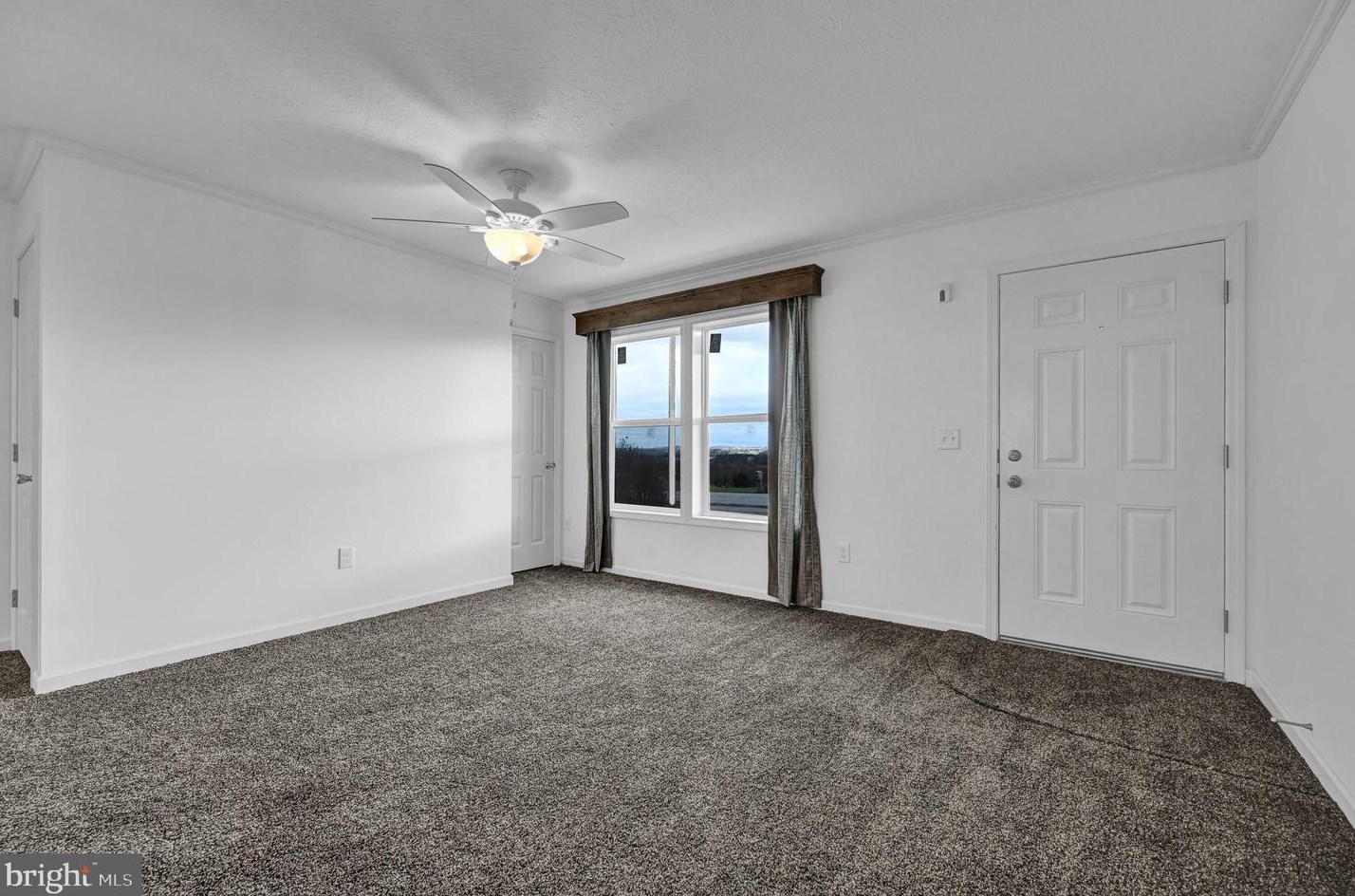 1366 Kbs Rd, Spring Grove PA  17362-8708 exterior