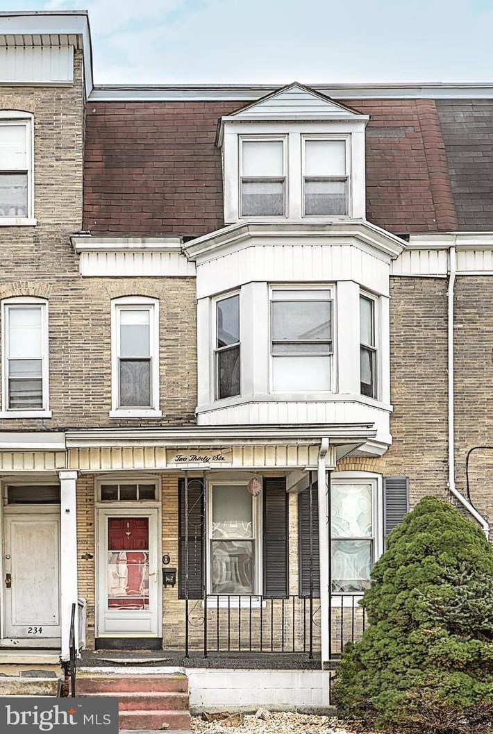 236 Jackson St, York, PA 17401-2123