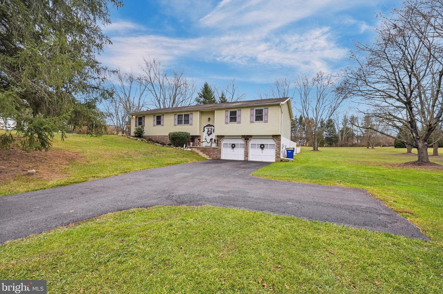 3581 Fissels Church Rd, Hametown, PA 17327-9048
