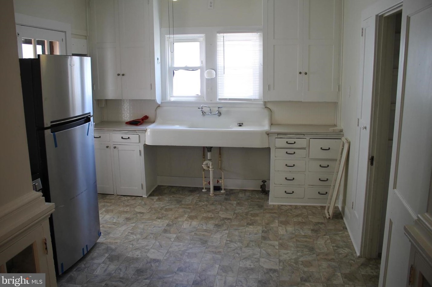4 Hanover St #2nd Floor, Hametown, PA 17327