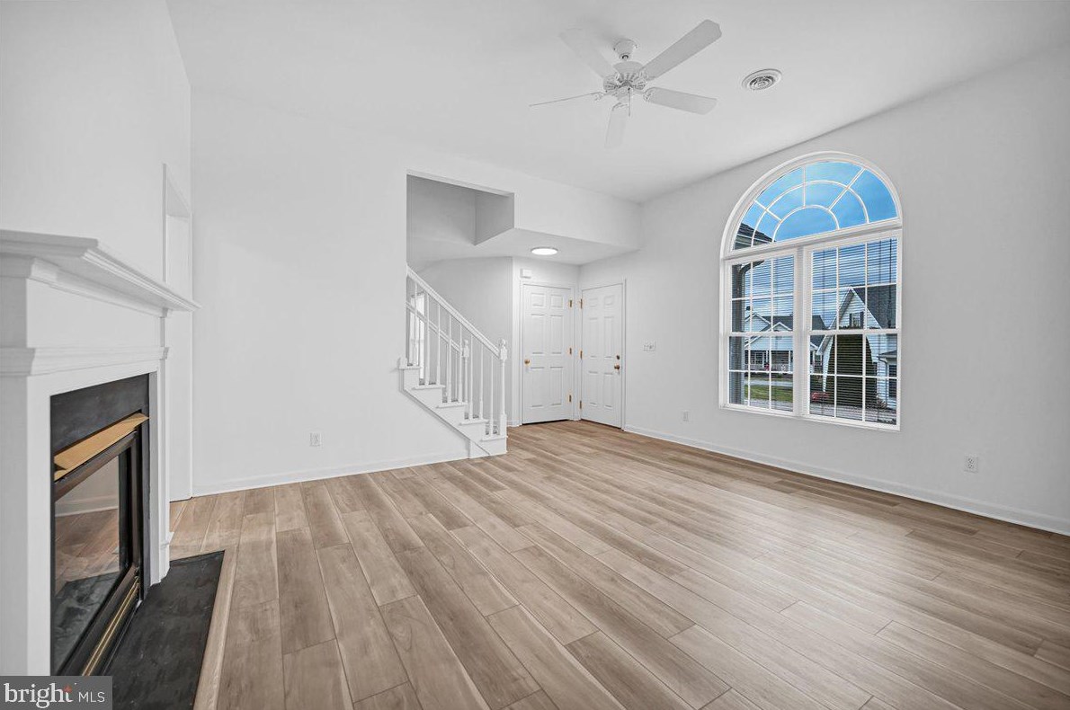 2162 Knobhill Rd, York, PA 17403-6000