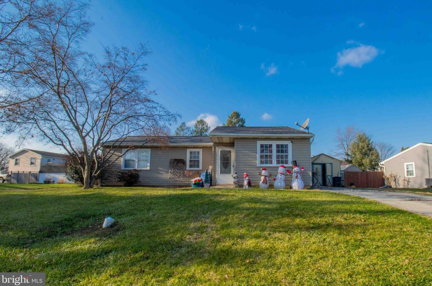 110 Crystal Dr, Longlevel, PA 17368