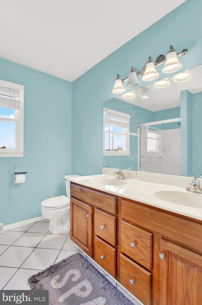 2775 Admire Springs Dr, York PA  17315-4583 exterior