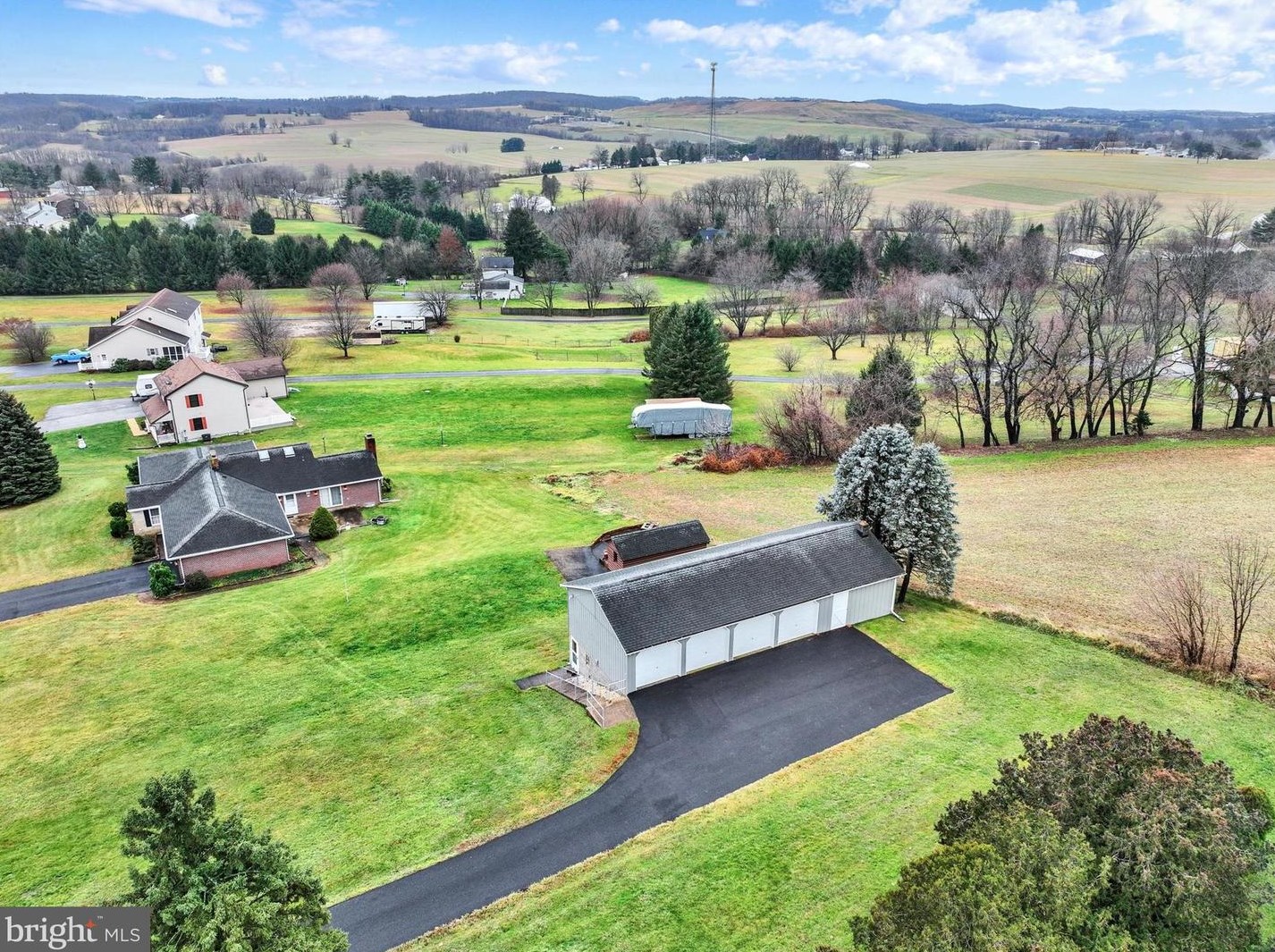 134 Bluestone Rd, York, PA 17406-9202