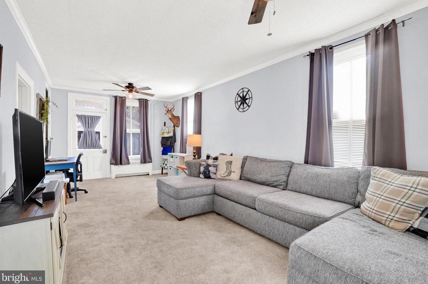 16 Church St, Seven Valleys, PA 17360