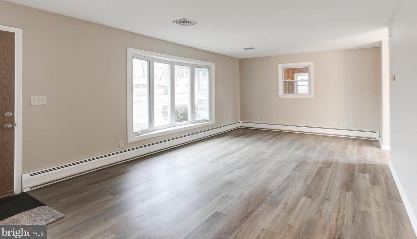 309 Hillcrest Dr, Rudytown, PA 17070