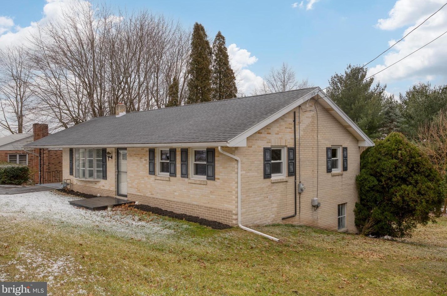 3366 Cape Horn, Red Lion, PA 17356