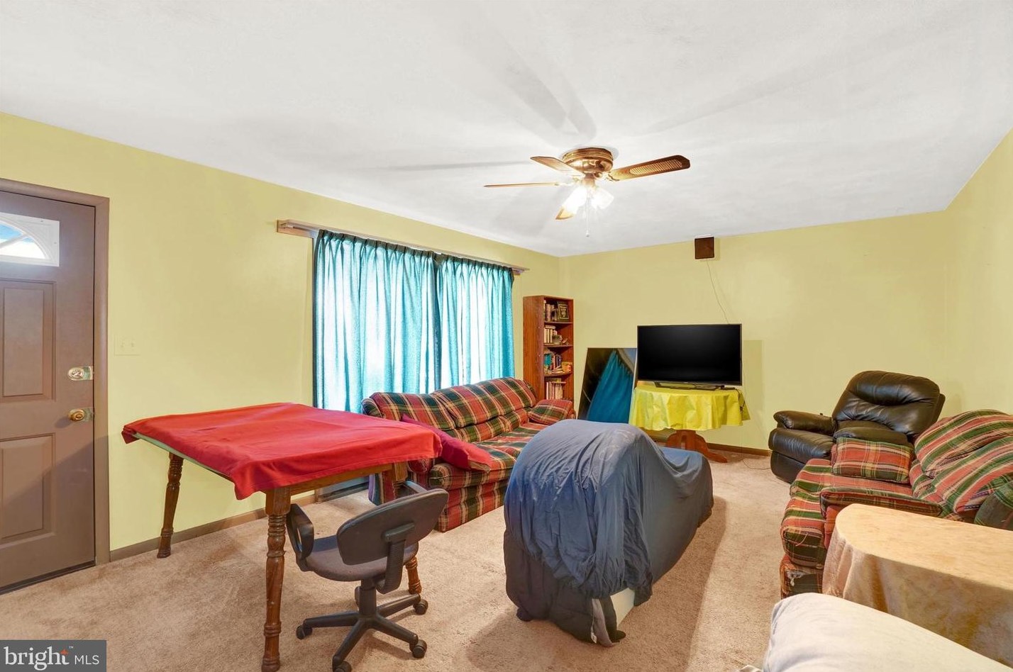 4308 Sycamore Ln, Red Lion, PA 17356
