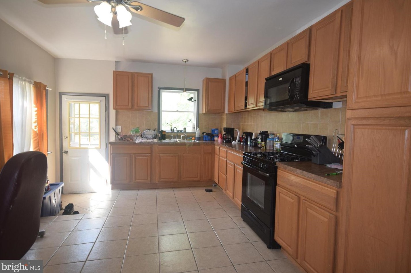 56 Albemarle St, York PA  17403-1802 exterior