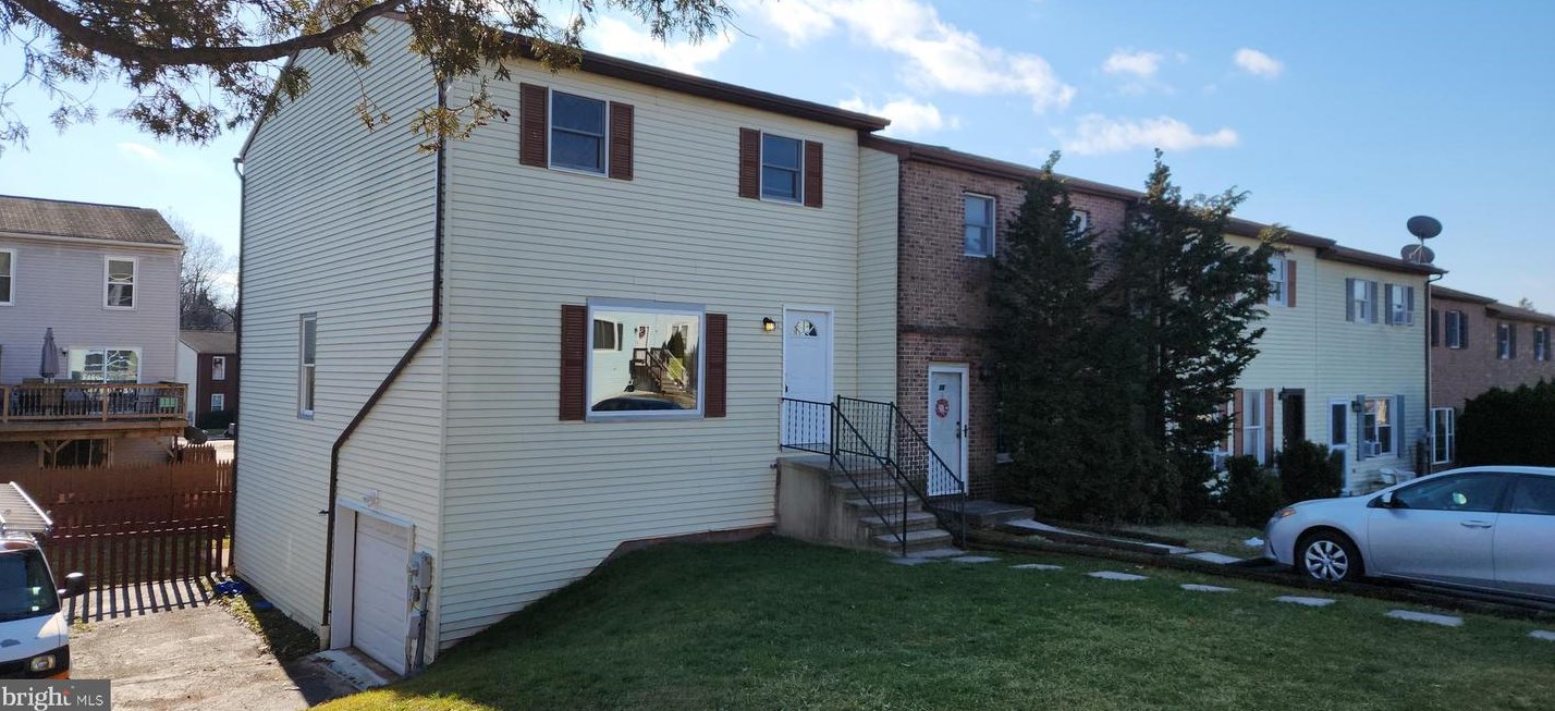 81 Rose Of Sharon Dr, Etters, PA 17319