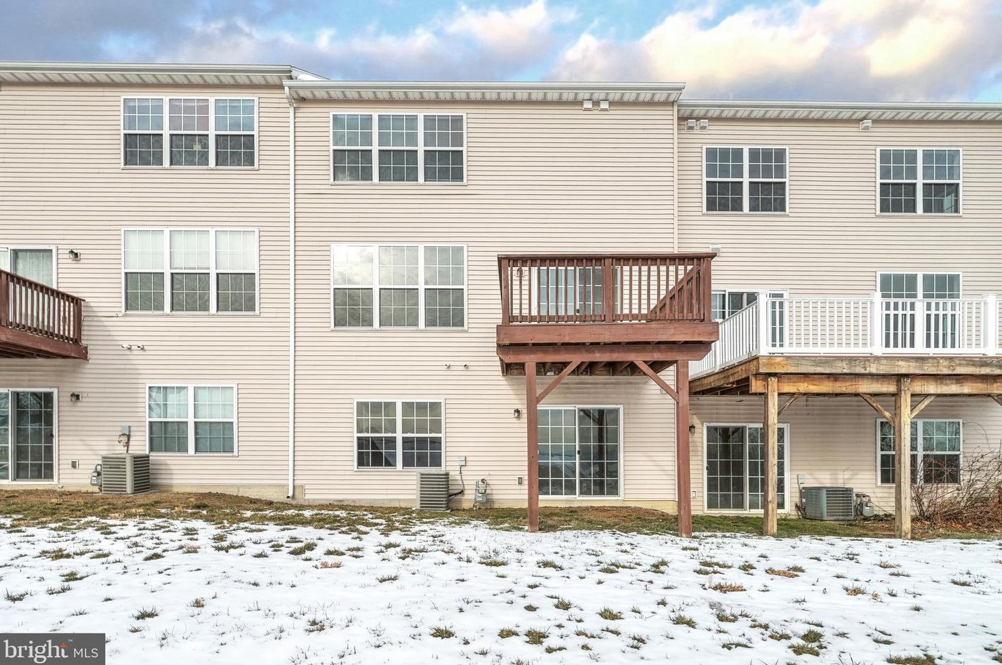 2214 Live Oak Ln #2214, York, PA 17406