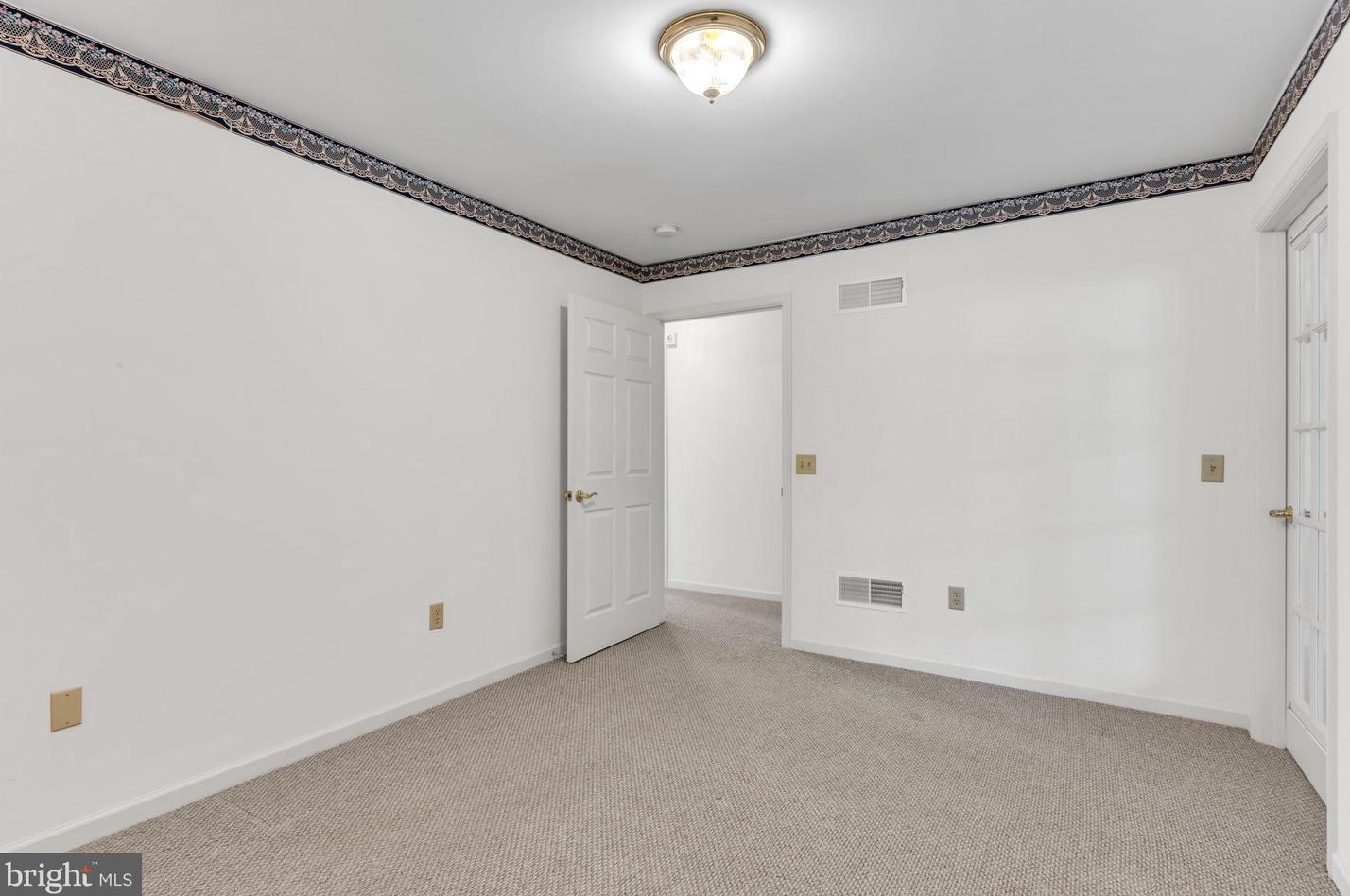 242 Equine Cv, Red Lion PA  17356-8779 exterior