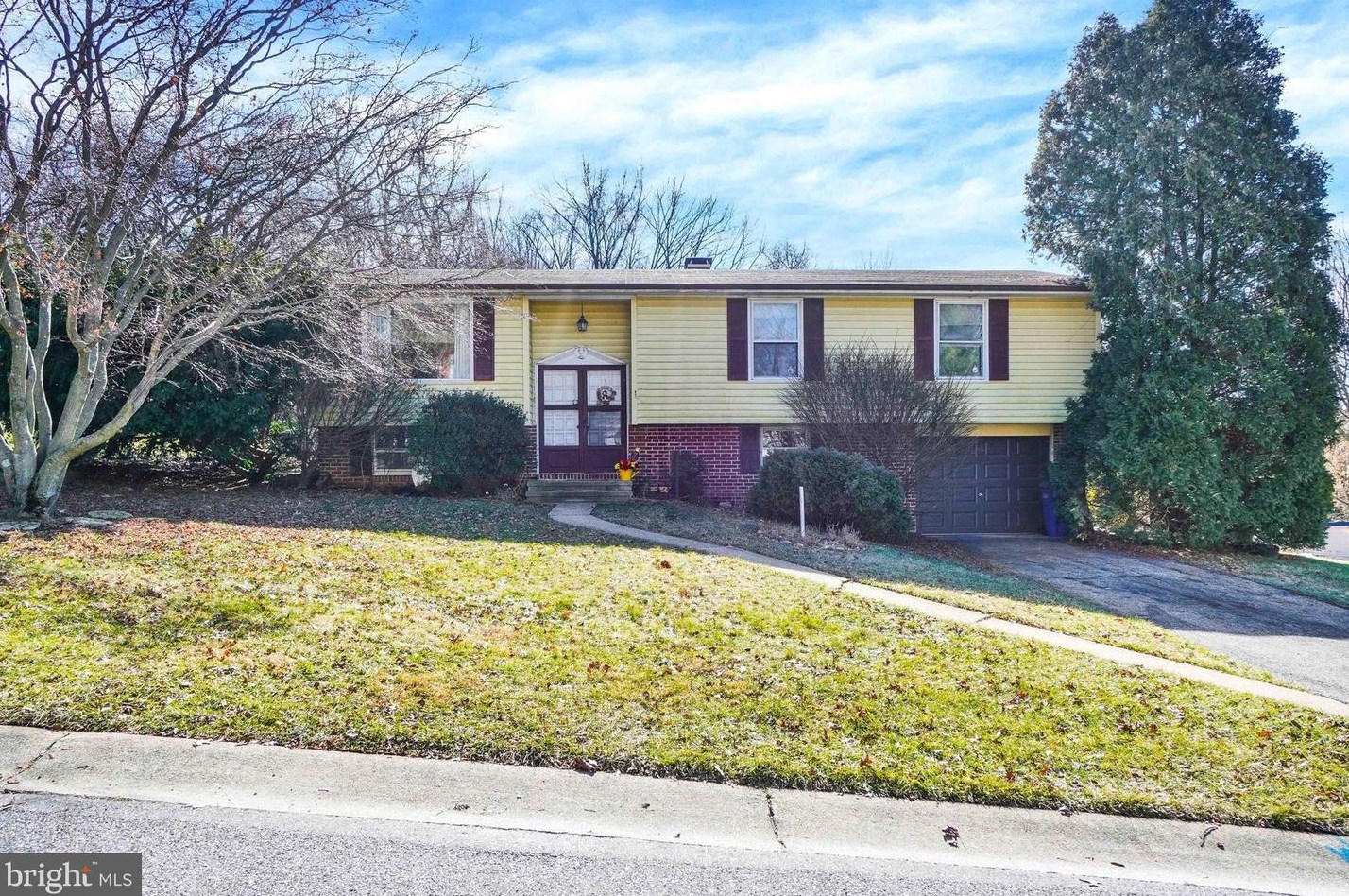 768 Franlyn Dr, Yoe, PA 17313