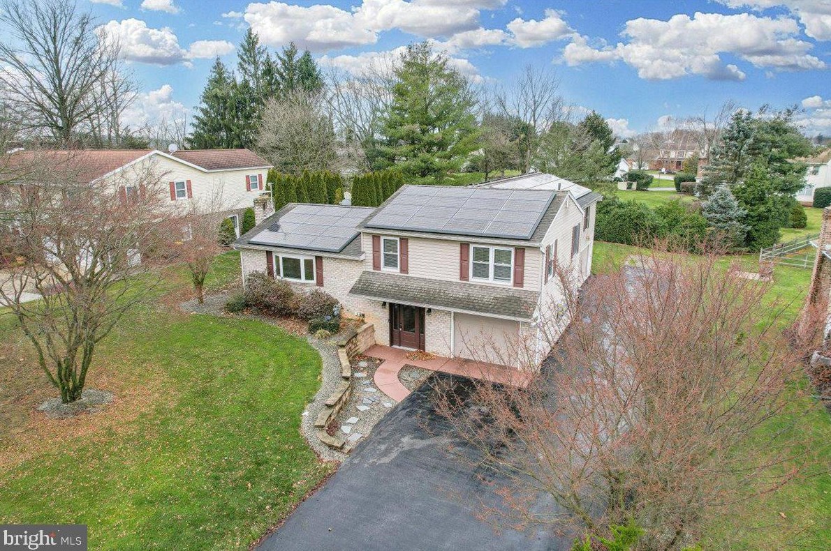 35 Whitcraft Ln, Shrewsbury, PA 17361-1313