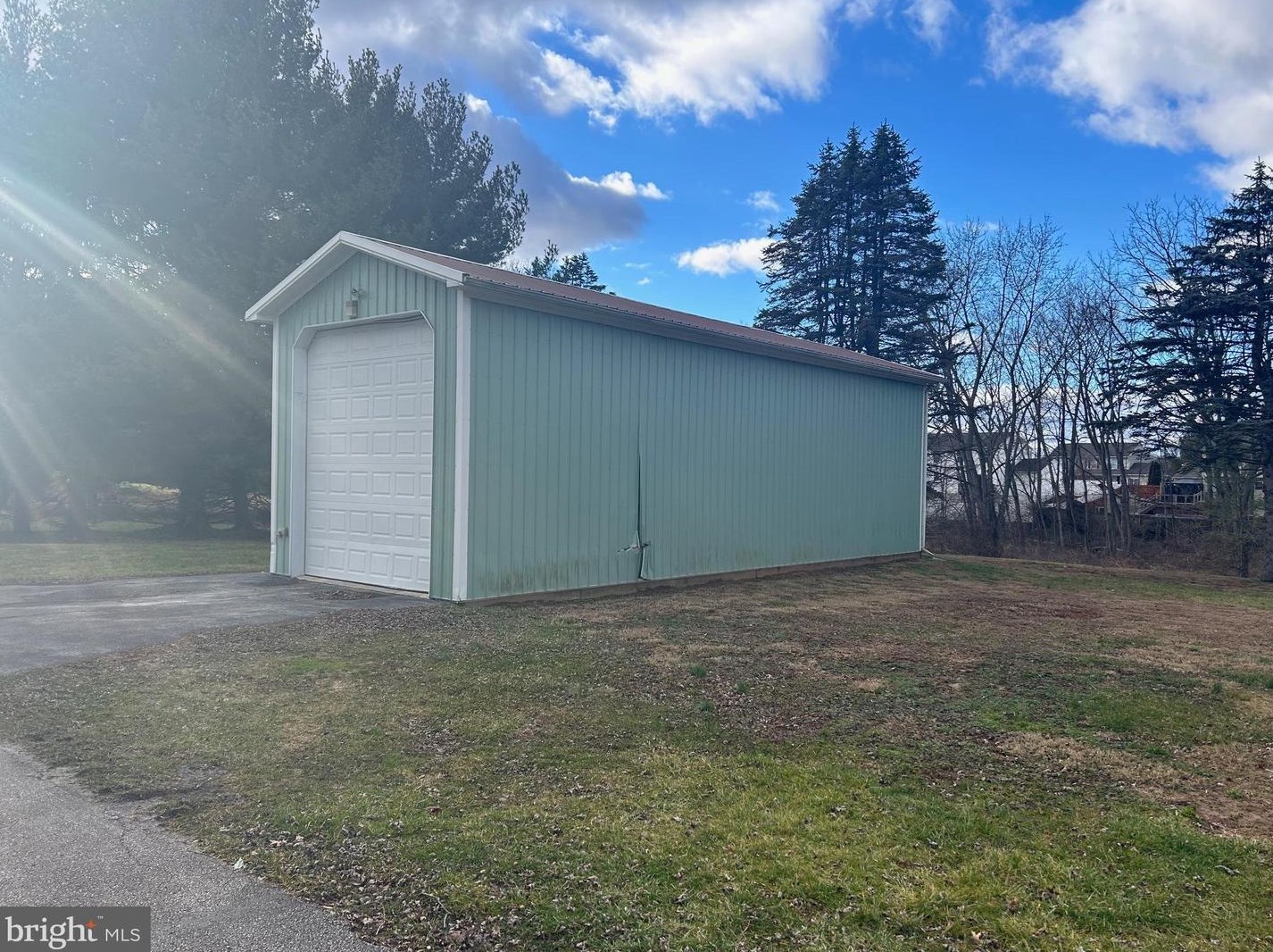 2061 Palomino Rd, York, PA 17315-3647