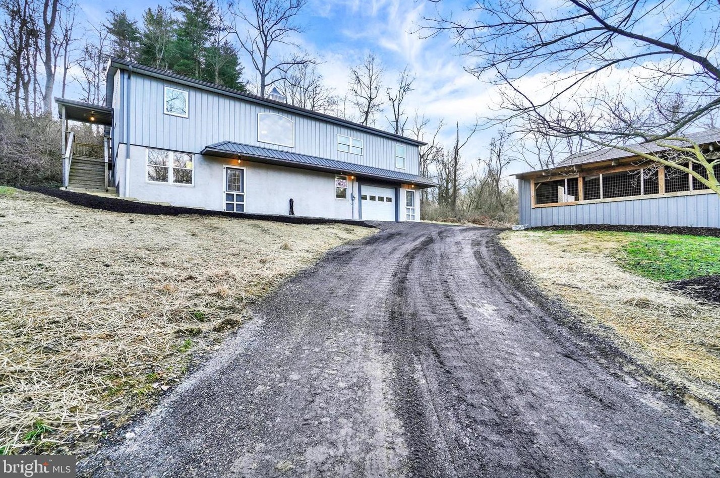 609 Goram Rd, Brogue, PA 17309