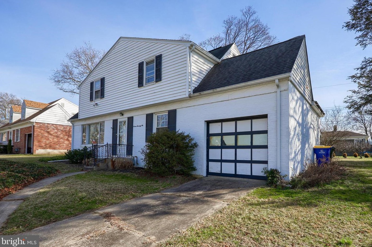 776 Grandview Rd, York, PA 17403-4132