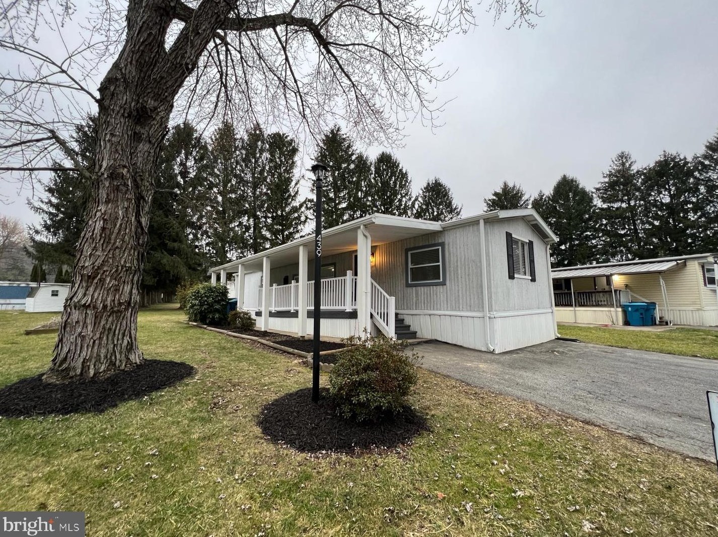 439 Clover Dr, York, PA 17406