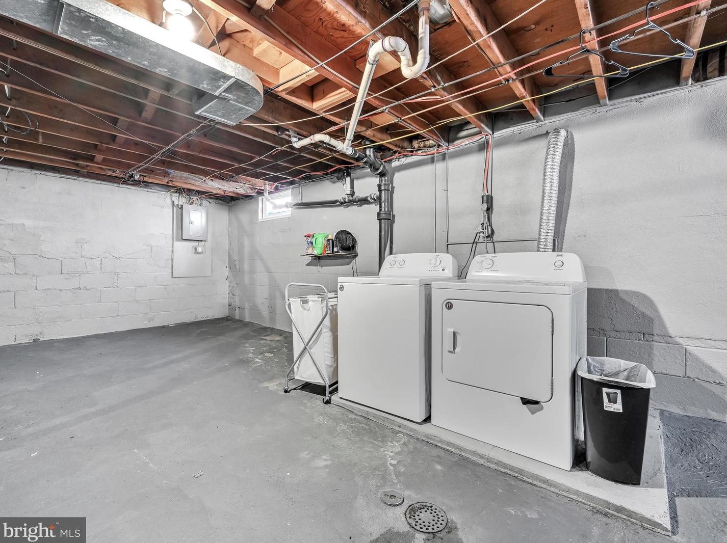 1713 6th Ave, York PA  17403-2642 exterior