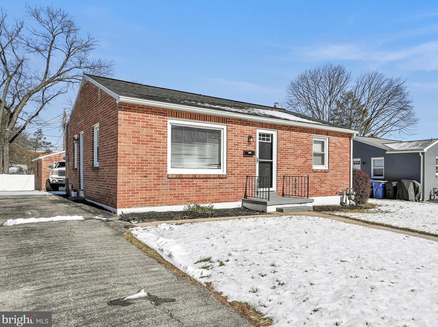 1713 6th Ave, York PA  17403-2642 exterior