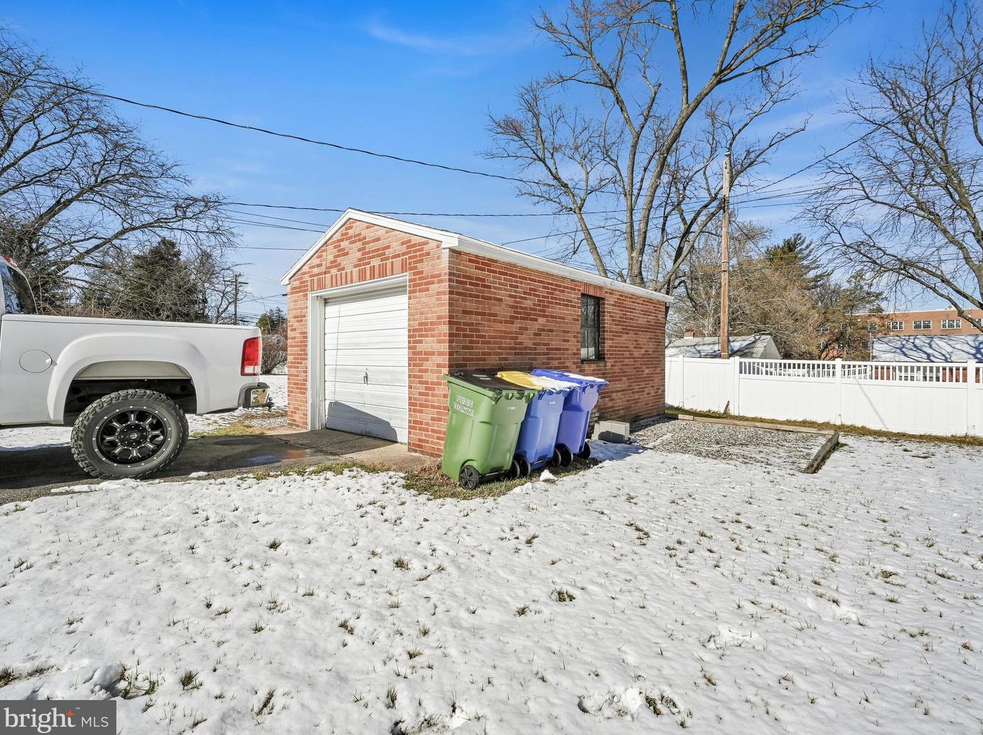 1713 6th Ave, York PA  17403-2642 exterior