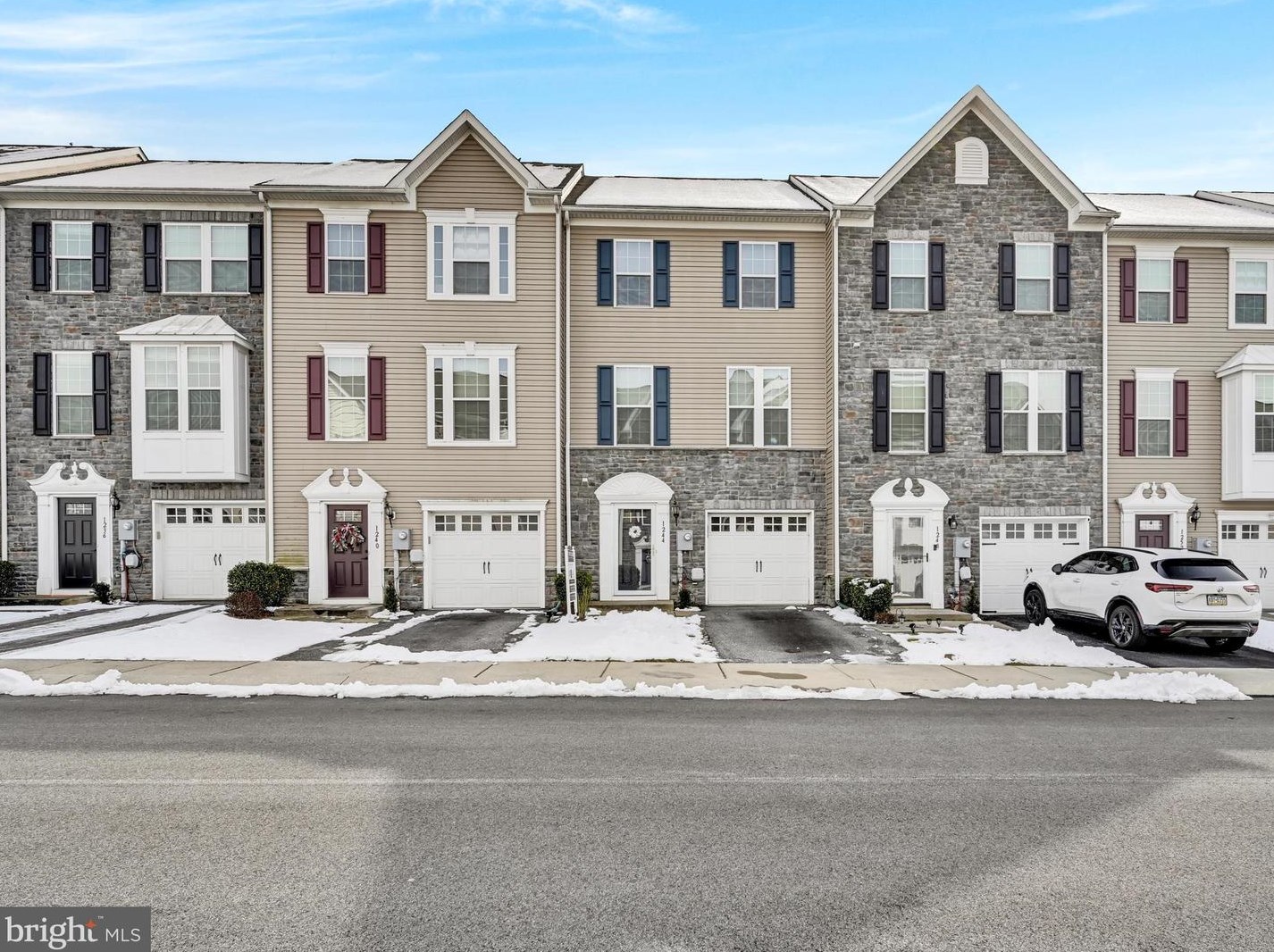 1244 Elderslie Ln #99, York, PA 17403