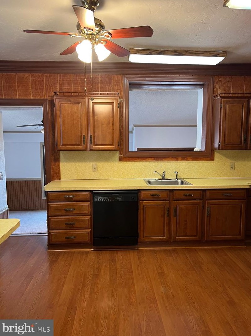 43 E Broadway #b, Red Lion, PA 17356