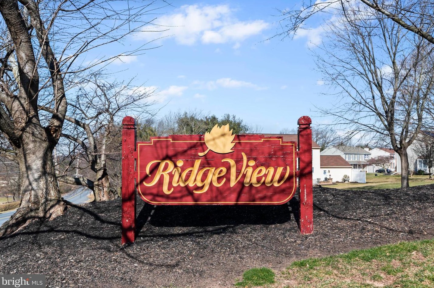 25 Short Dr, Etters, PA 17319