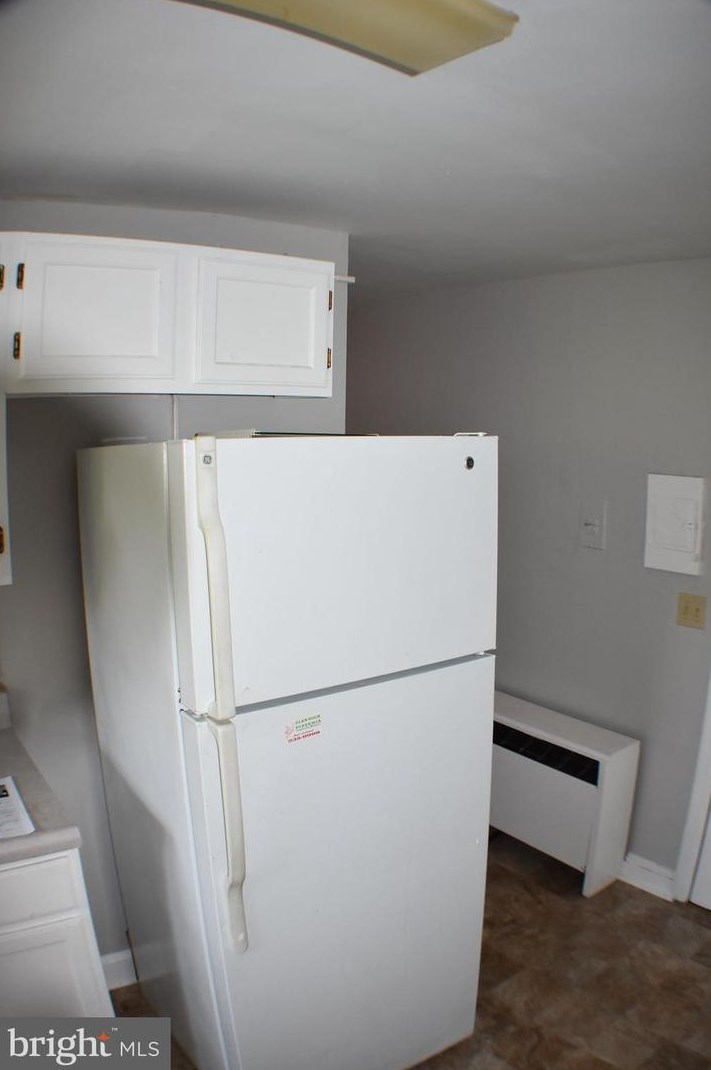 141 Manchester St #j, Hametown, PA 17327
