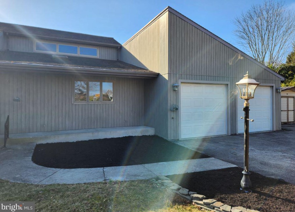 5138 Grandview Rd, Hanover, PA 17331